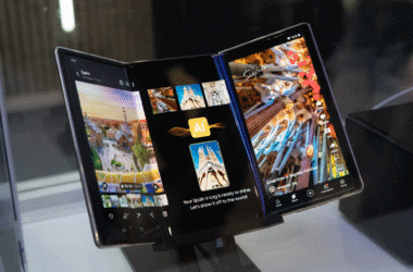 Smartphone com 3 telas será lançado “ainda este ano”, confirma samsung