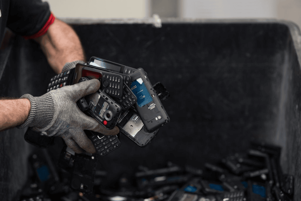 Como descartar lixo eletrônico? Empresas, cooperativas e ecopontos podem receber lixo eletrônico