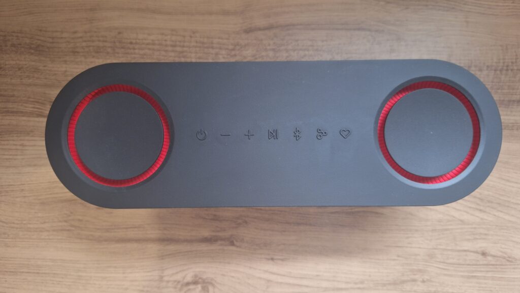 Reseña: LG Xboom Bounce mejora el sonido con IA y sorpresas Parte superior del LG Xboom Bounce