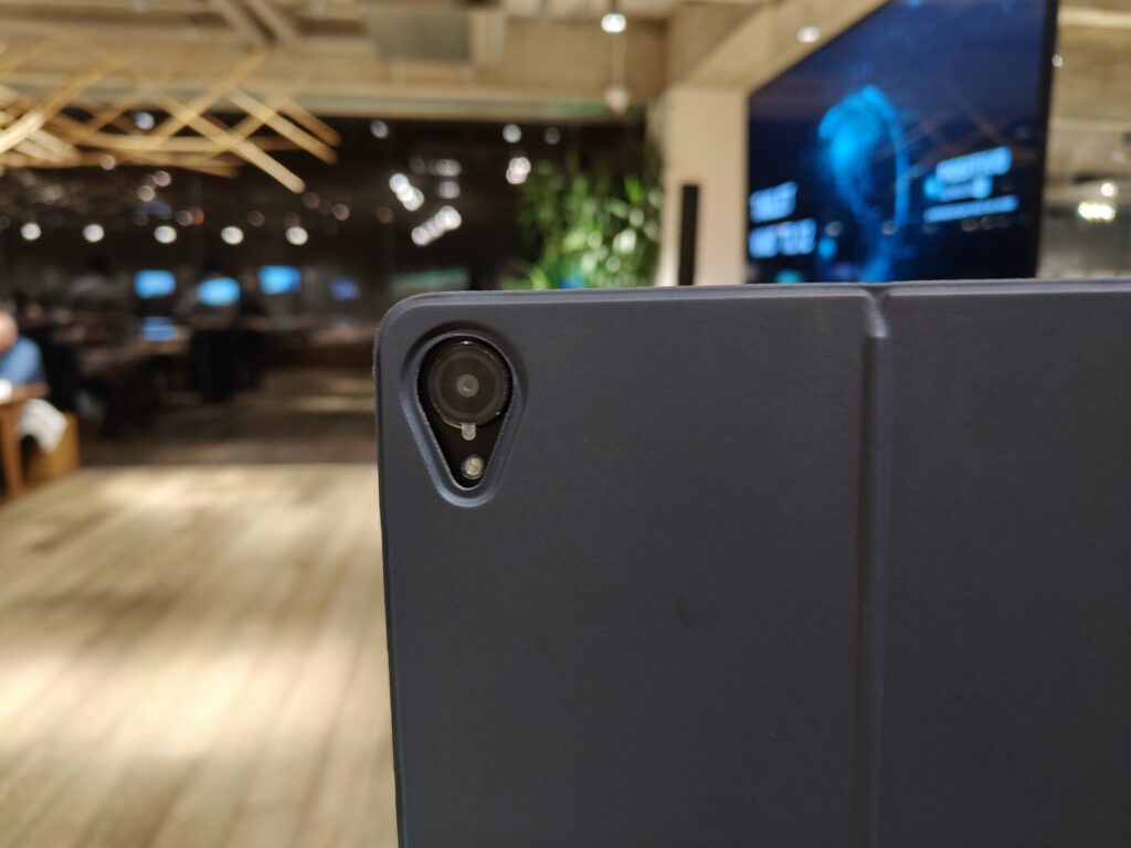 Câmera traseira do tablet tl12 da vaio