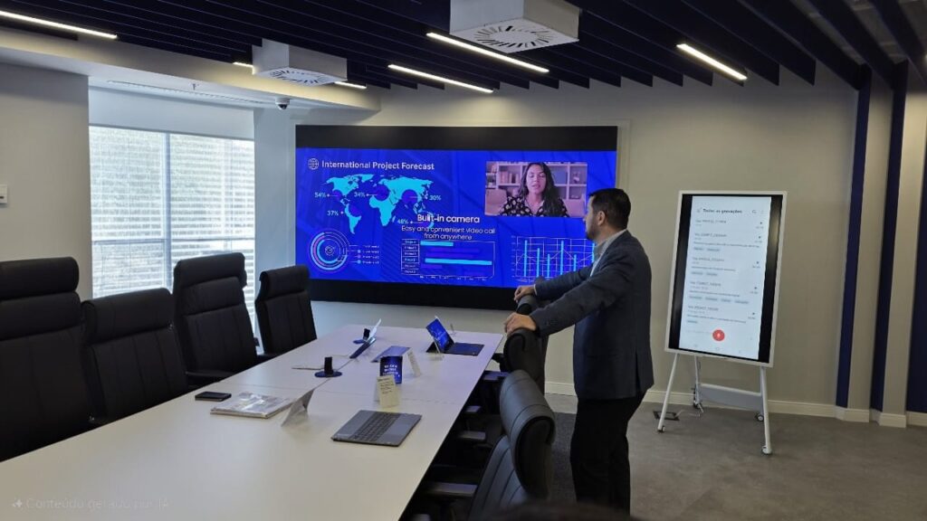 Samsung inaugura centro de experiencias para empresas y negocios en São Paulo Sala de reuniones del Samsung Center