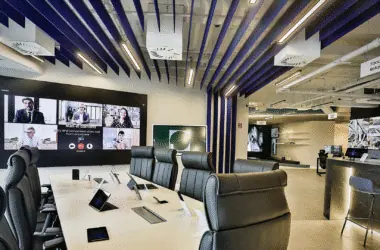 Business experience studio (bes)