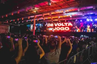 Tecnologia e eventos de lançamento de produtos showmetech em destaque.