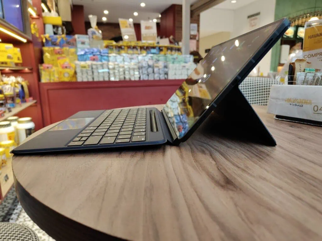 Review: tablet vaio tl12 mira na experiência pura do android Tablet tl12 da vaio