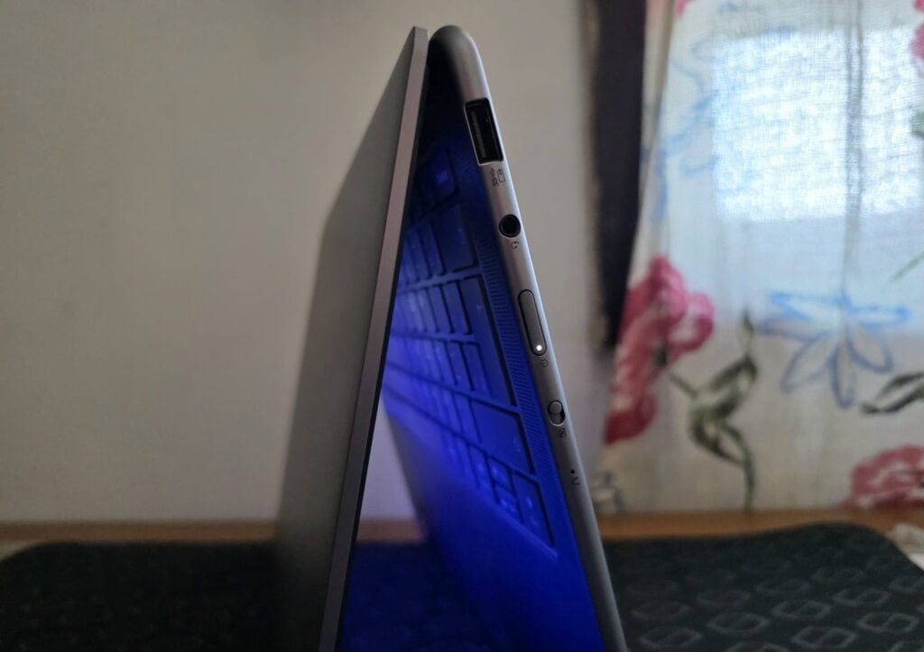 Portas do lenovo yoga slim 7i