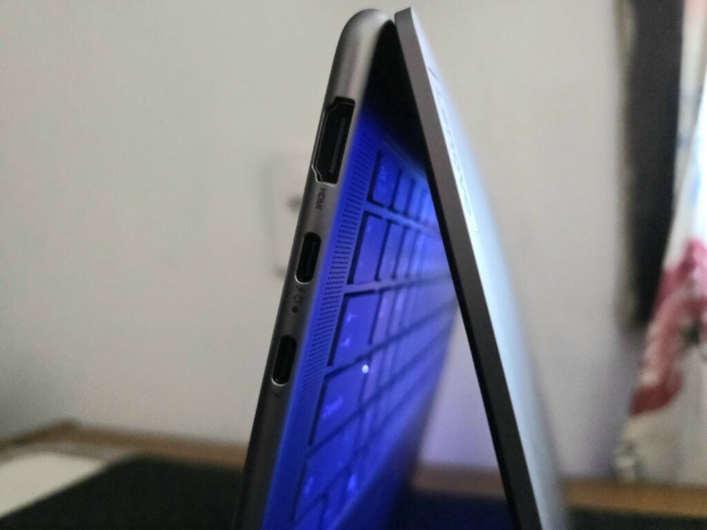 Comparativo: notebook lenovo yoga slim 7x (com snapdragon) vs yoga slim 7i (com intel). Colocamos à prova esse notebook ultraportátil da lenovo, pra dizer com qual processador (arm ou x86) ele se sai melhor. Confira