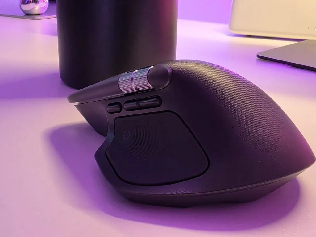 Logitech lança mouse mx master 4 no brasil Botões programáveis do mx master 4