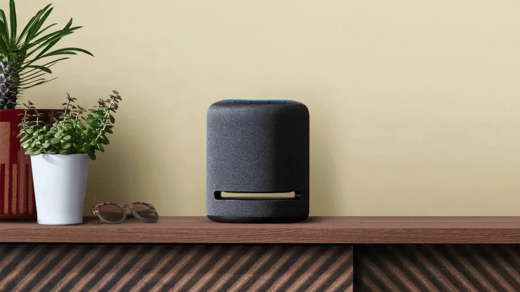 아마존의 블랙 프라이데이 세일에서 알렉사 기기를 최대 31% 할인된 가격으로 만나보세요. 에코 스튜디오는 판매 중인 알렉사 기기 중 하나입니다.