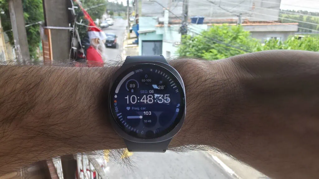 Comparativo: galaxy watch8 vs galaxy watch ultra 2025 Tela do galaxy watch8