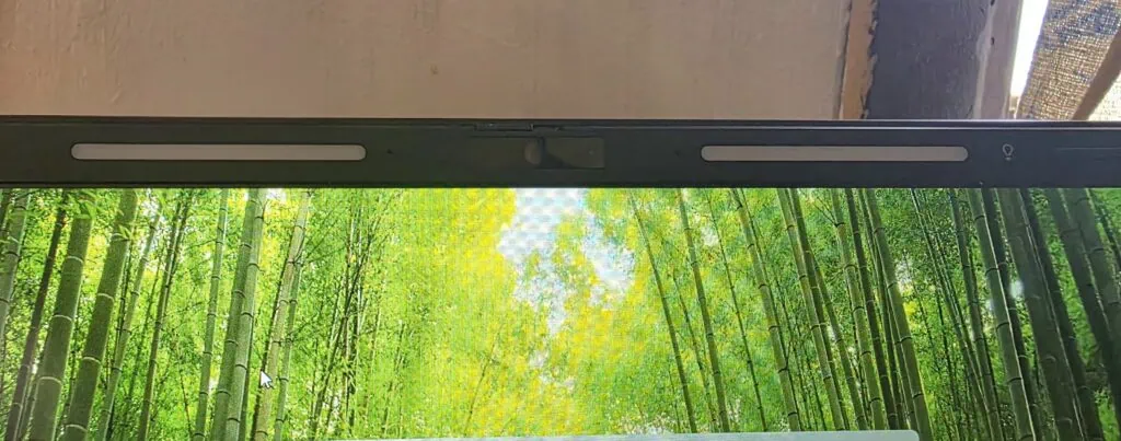 Review: De Positivo Vision R15M notebook biedt goede hardware voor een redelijke prijs. Vision r15m notebook webcam