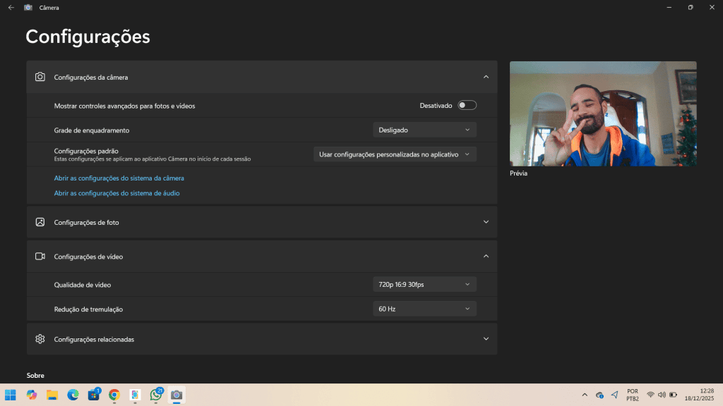 Review: De Positivo Vision R15M notebook biedt goede hardware voor een redelijke prijs. Cameragegevens voor de Vision R15M-notebook.
