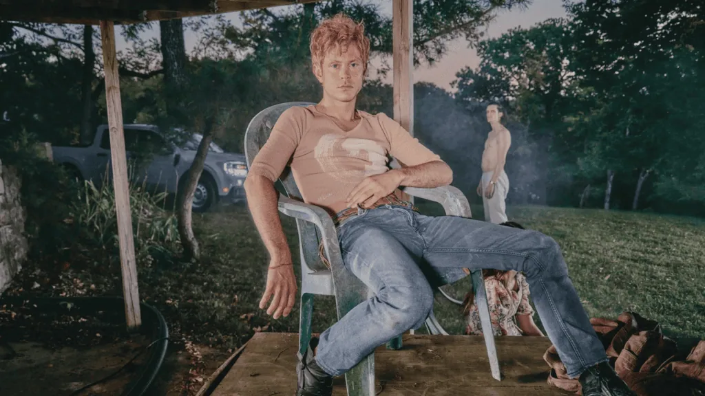 Os 15 melhores álbuns de 2025, segundo o metacritic Perfume genius para o álbum glory