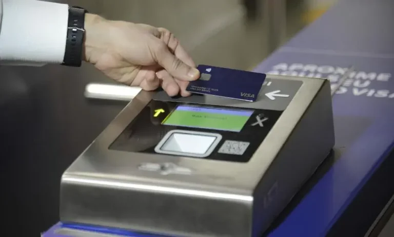 Metro de são paulo passa a aceitar pagamento por aproximação em todas as estações