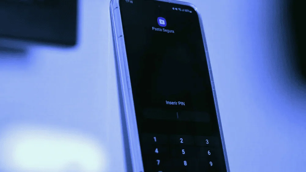 Celular no carnaval: dicas para curtir a folia com segurança Samsung oferece melhor opção para esconder aplicativos e fotos e evitar vazamentos (foto: samsung)