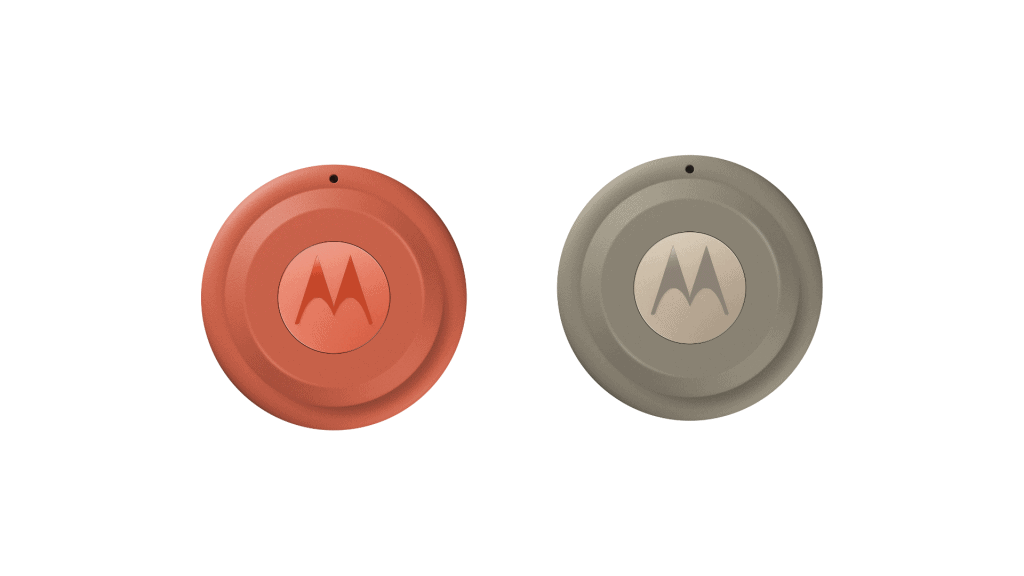 CES 2026 : Motorola dévoile le Razr Fold pliable, un collier IA, une montre connectée et bien plus encore ! Moto tag 2