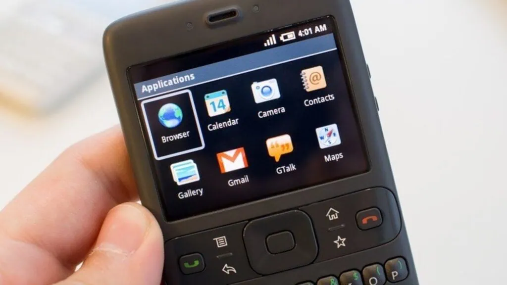 Sooner: o primeiro celular android Htc sooner