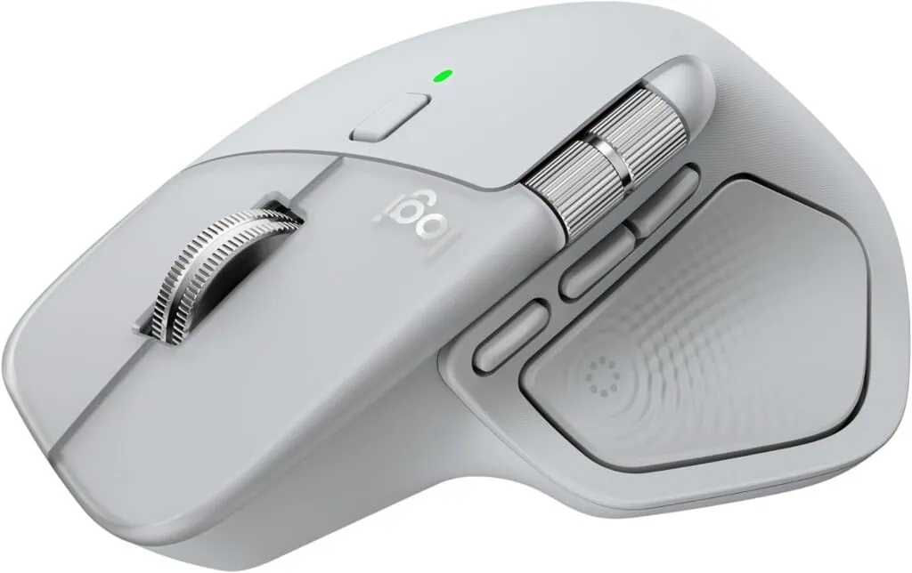 Review: mouse mx master 4 é perfeito para produtividade Review: mouse mx master 4 é perfeito para produtividade. Mouse da logitech é focado em produtividade, traz 8 botões e longa duração de bateria. Será que vale a pena investir nele? Confira!