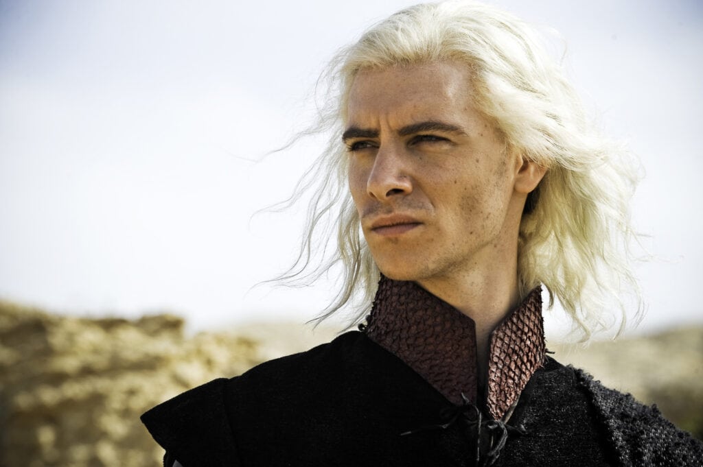 Veja a árvore genealógica da família targaryen Viserys iii targaryen (harry lloyd)