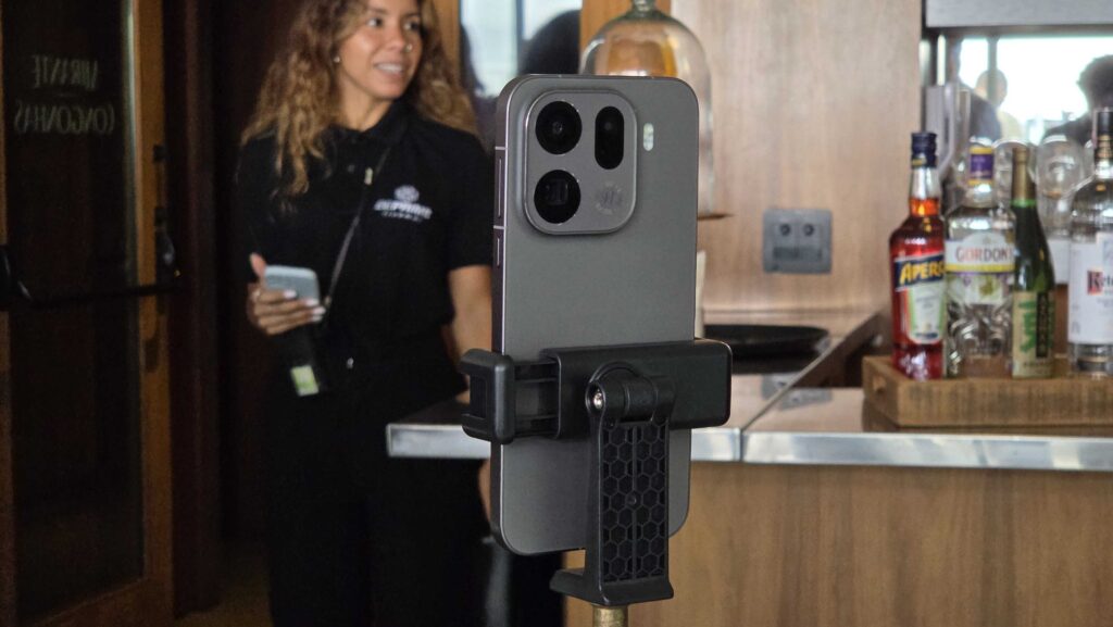 Oppo find x9 pro chega ao brasil com lente da hasselblad de 200 mp