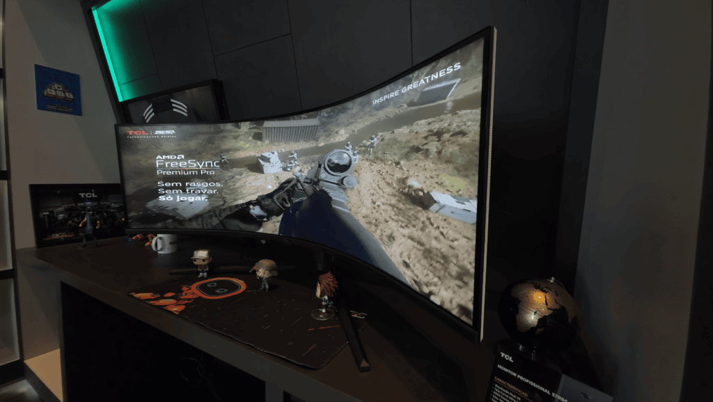 Monitor da gioco LED TCL QD-Mini: modelli e vantaggi Monitor da gioco TC57R94