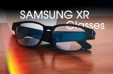 Óculos samsung xr com lentes escuras e design moderno.