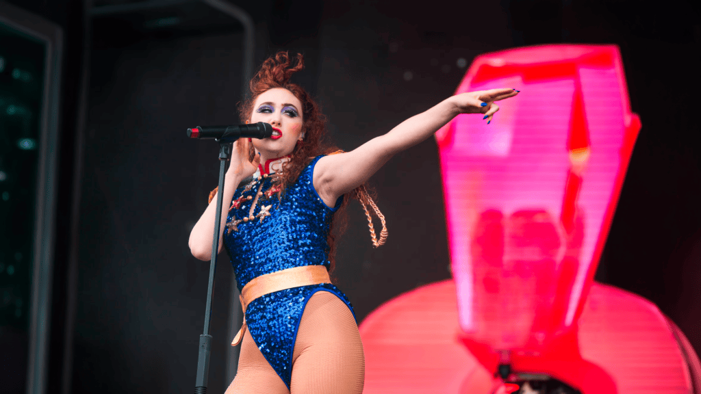 Sábado é dia de chappell roan no lollapalooza 2026