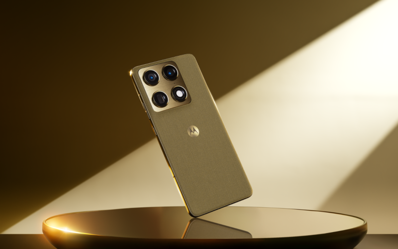 Smartphone motorola signature com design sofisticado e câmeras avançadas, agora disponível no brasil.