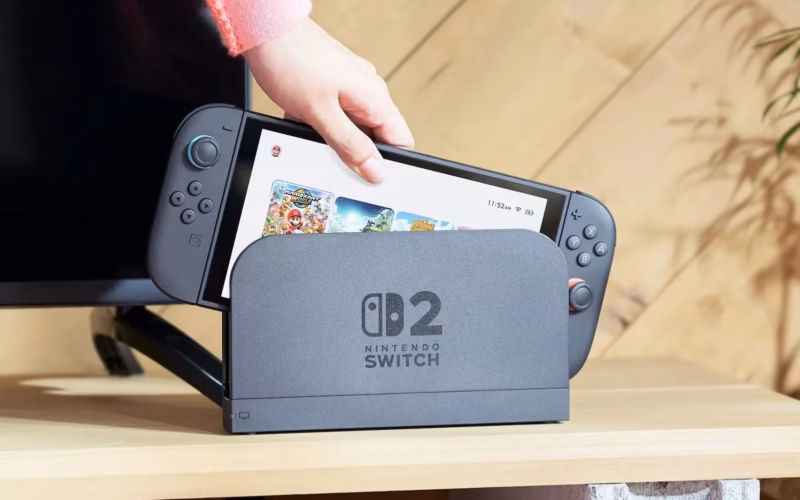 Atualização do nintendo switch 2 melhora a resolução de jogos do nintendo switch 1. Disponível para baixar imediatamente, o patch permite que usuários joguem jogos do switch 1 no switch 2, em modo portátil (handheld), em full hd (1080p). Veja a diferença nos jogos mais famosos