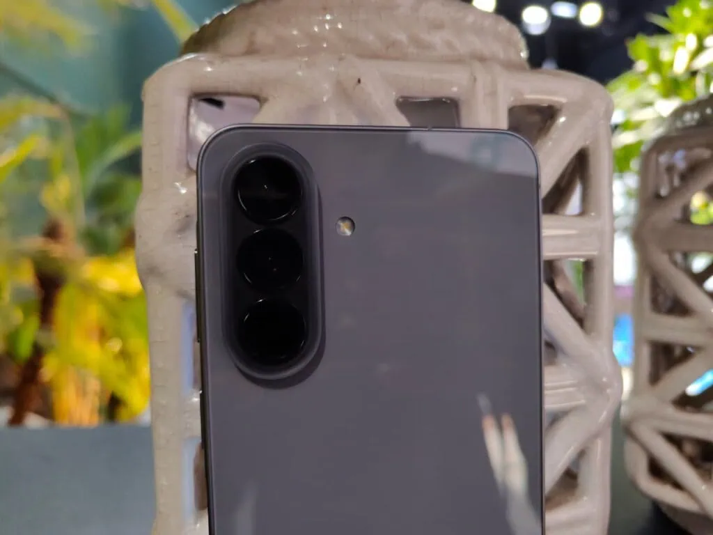 De Galaxy A57 en Galaxy A37 zijn nu verkrijgbaar in Brazilië. Ontdek de nieuwe functies! Galaxy A57 camera's aan de achterkant