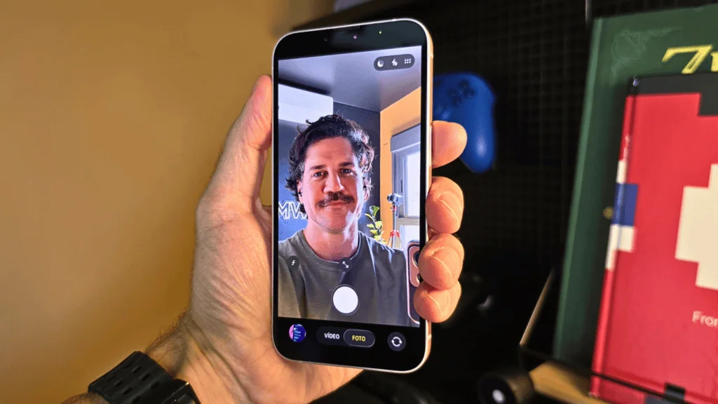 مراجعة: يجمع هاتف iPhone 17e بين السعر المعقول والابتكار والمتانة. مراجعة: يجمع هاتف iPhone 17e بين السعر المناسب والابتكار والمتانة. وهو متوفر الآن للبيع، ويُعدّ هاتف iPhone 17e أحدث منتجات آبل الاقتصادية. تعرف على رأينا فيه.