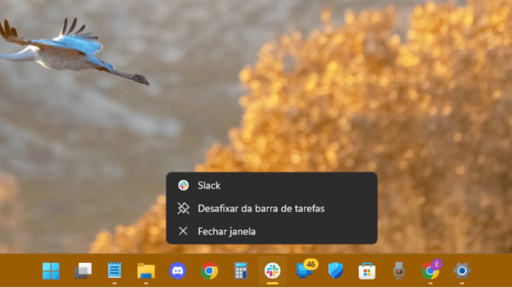 Barra de tarefas com apps fixados à sua escolha