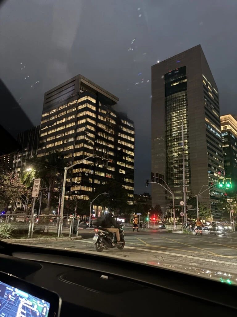 Review: iphone 17e combina economia, inovação e durabilidade Foto tirada com a lente fusion do iphone 17e. (foto: reprodução/enzo sapio/showmetech)