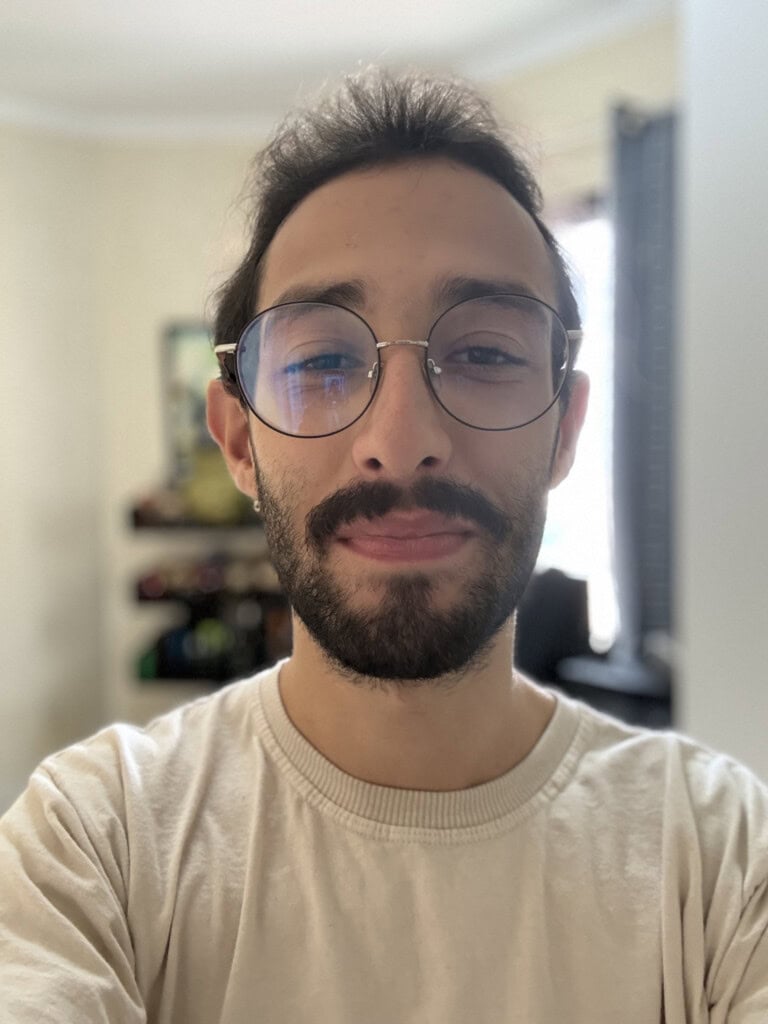 Review: iphone 17e combina economia, inovação e durabilidade Review: iphone 17e combina economia, inovação e durabilidade. Já disponível para venda, o iphone 17e é a nova aposta econômica da apple, com dois modelos de armazenamento, mesmo processador do iphone 17 e mais melhorias nas fotos. Veja o que achamos dele.