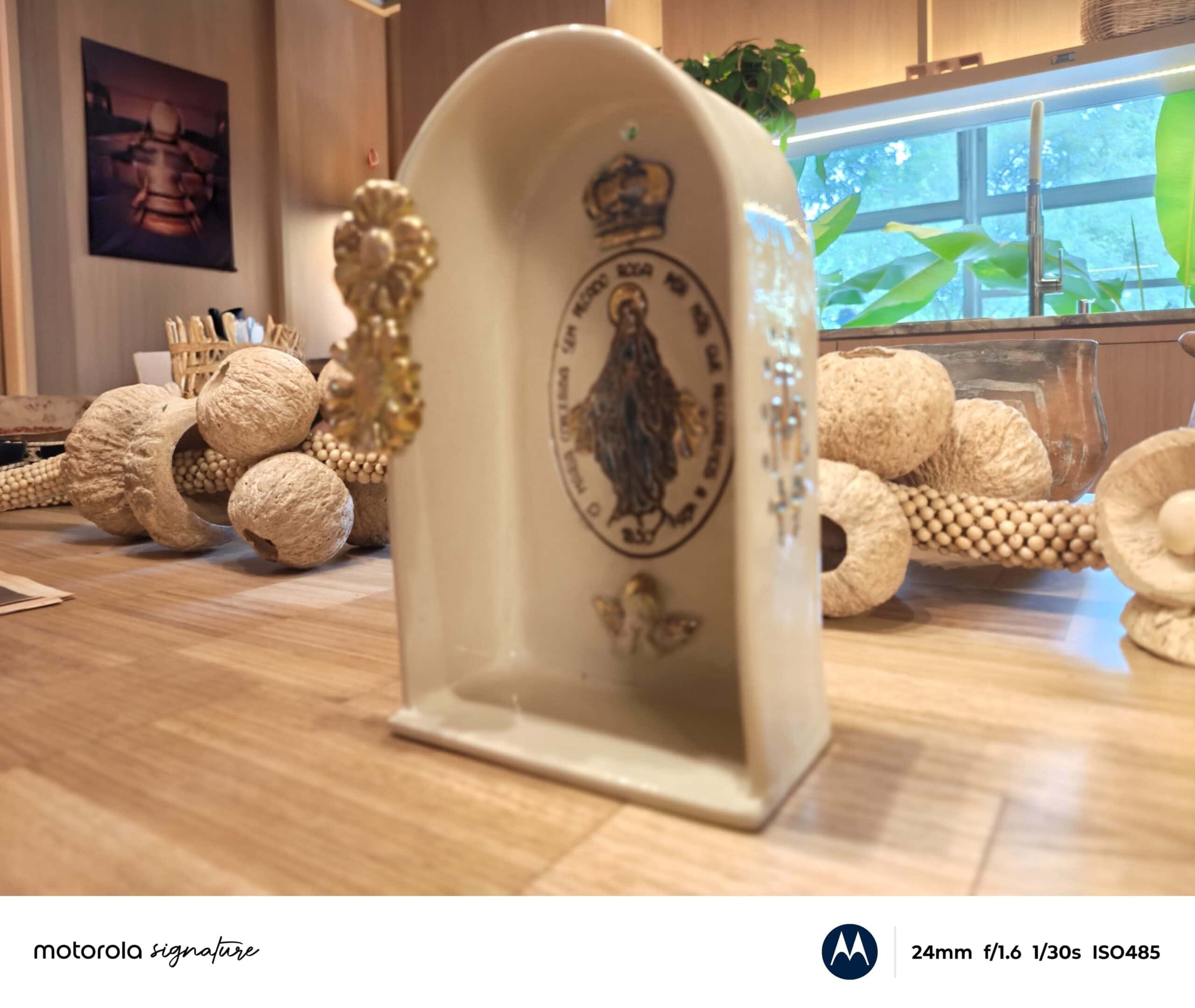 Review: motorola signature é um show de acertos em câmera e bateria. Com especificações para bater de frente com galaxy s26 ultra e iphone 17 pro max, opção da motorola é mais barata e entrega ótima experiência de uso. Veja a análise