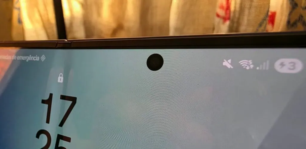 Review: galaxy z fold7 faz do smartphone dobrável um sonho de consumo Câmera frontal da tela maior do galaxy z fold7