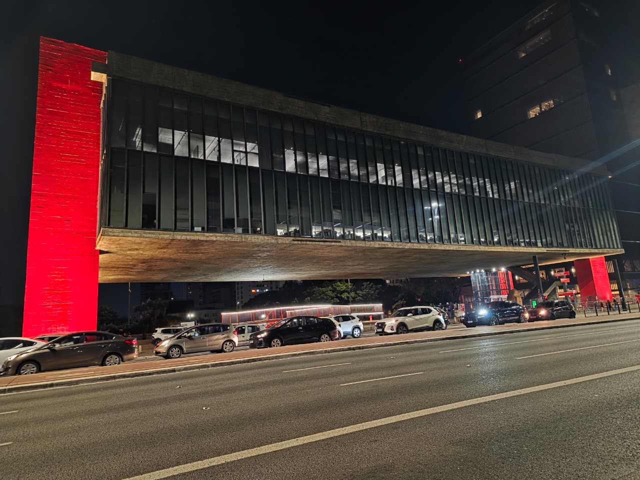 Review: galaxy z fold7 faz do smartphone dobrável um sonho de consumo. Modelo é mais leve, mais fino, tem novo processador, câmeras aprimoradas e mostra que os dobráveis são mesmo o futuro dos smartphones. Veja o que achamos dele