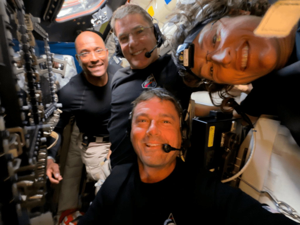 NASA publiceert 8K-foto's van de maan tijdens de passage van Artemis II. NASA publiceert 8K-foto's van de maan tijdens de passage van Artemis II.