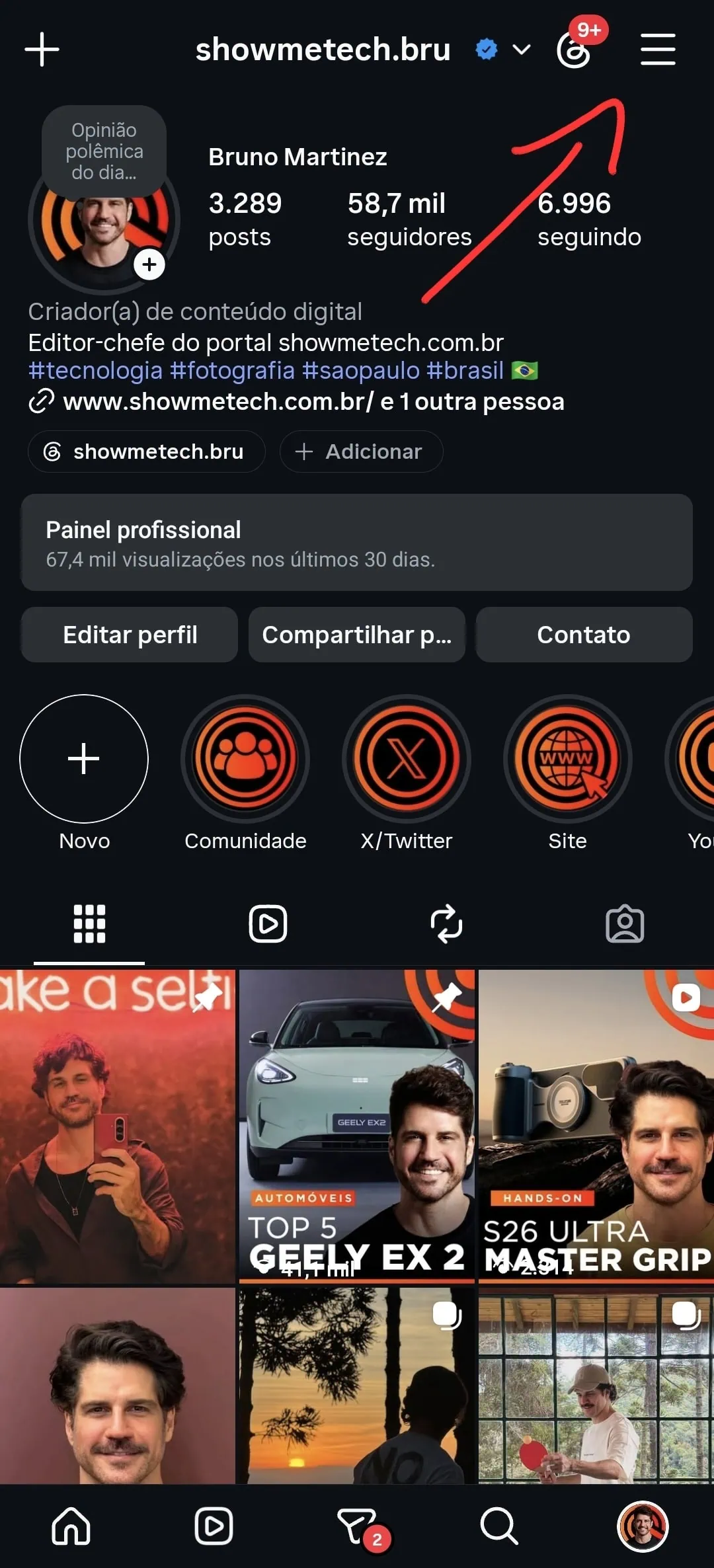 Como desativar o instants do instagram e evitar envios acidentais Instagram no android com seta indicando o botão de três barras no canto superior direito do perfil