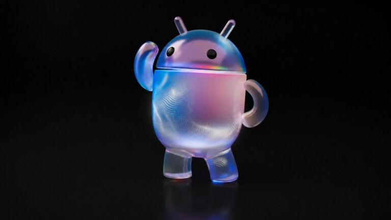 Mascote do android em renderização 3d com acabamento translúcido e iridescente em tons de azul e rosa sobre fundo preto.