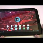 Test : motorola xoom 2 Test : motorola xoom 2. A l'invitation de motorola, nous avons analysé la tablette motorola xoom 2. Le résultat, ainsi que la comparaison avec la première version de la tablette de l'entreprise (la motorola xoom d'origine), se voit tout de suite. .