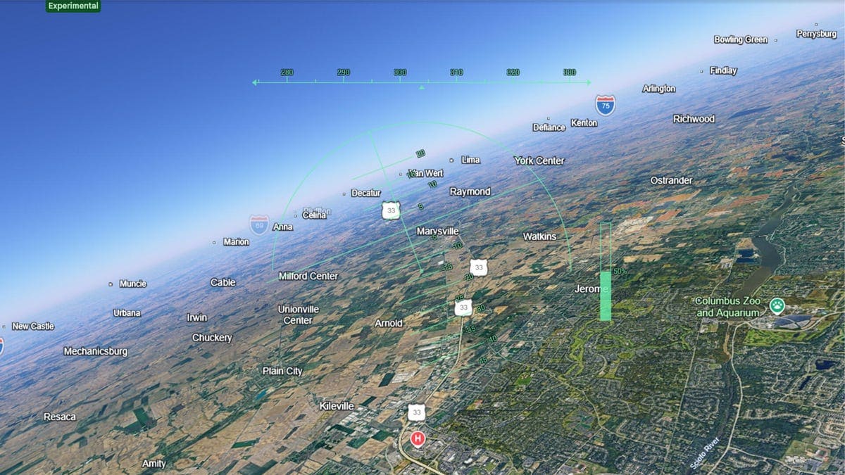 Tela do simulador de voo do google earth mostrando a região do columbus zoo.