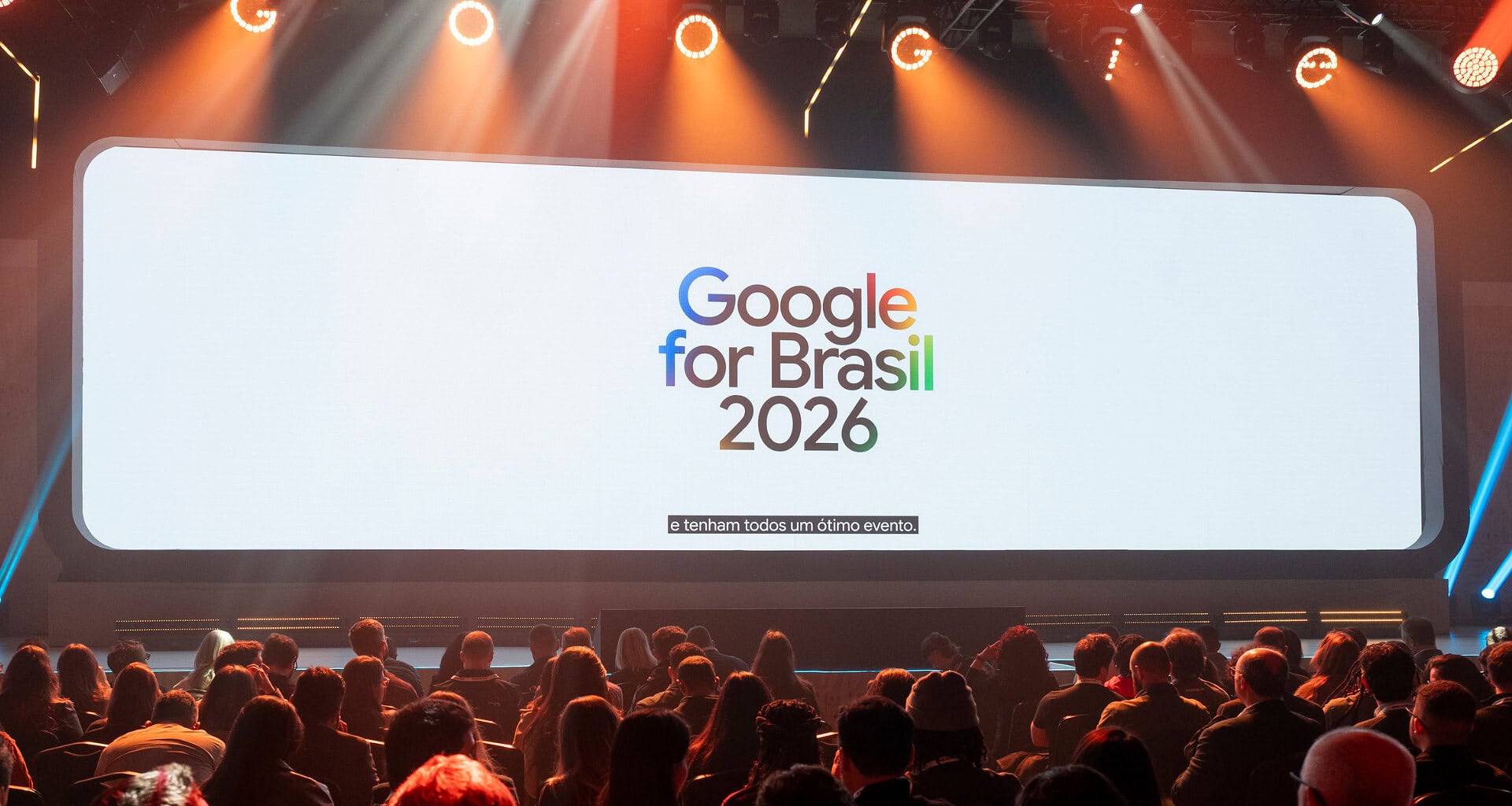 Google for brasil 2026: veja as principais novidades no evento. Durante o evento, a empresa falou sobre gemini no chrome, pergunte ao google maps, assistente de ia para empreendedores, anote certo com sebrae, simulados para enem, acordos com a cbf e até sobre saúde. Confira os principais anúncios