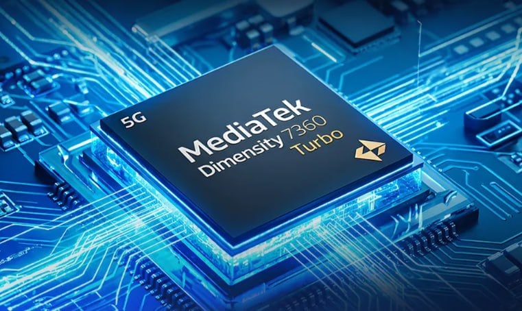 Afbeelding van de MediaTek Dimensity 7360 Turbo 5G-chip op een blauwe printplaat.