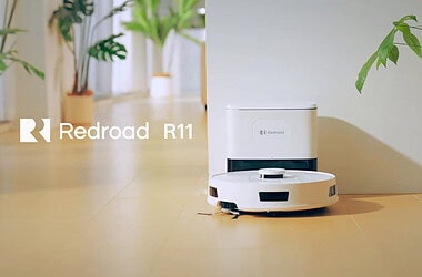 Imagem de vídeo oficial do redroad r11 com robô e base automática