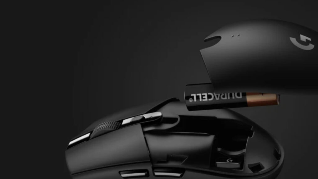 O logitech g305 lightspeed conta com bateria de longa duração com apenas uma pilha aa (imagem: logitech)