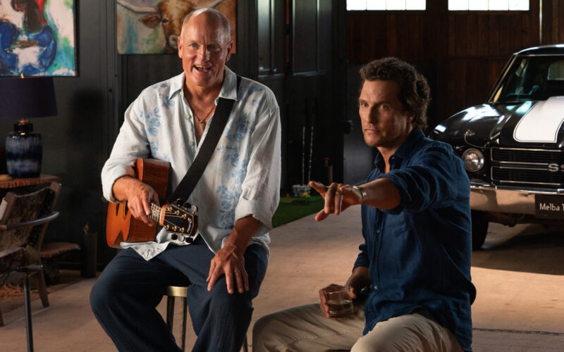 Matthew mcconaughey e woody harrelson em brothers, um dos lançamentos do apple tv em setembro de 2026