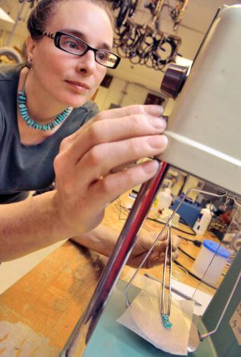 Put it on skynet: lab creates synthetic muscle that can "humanize" robots Rasmussen lenore, co-founder of ras labs