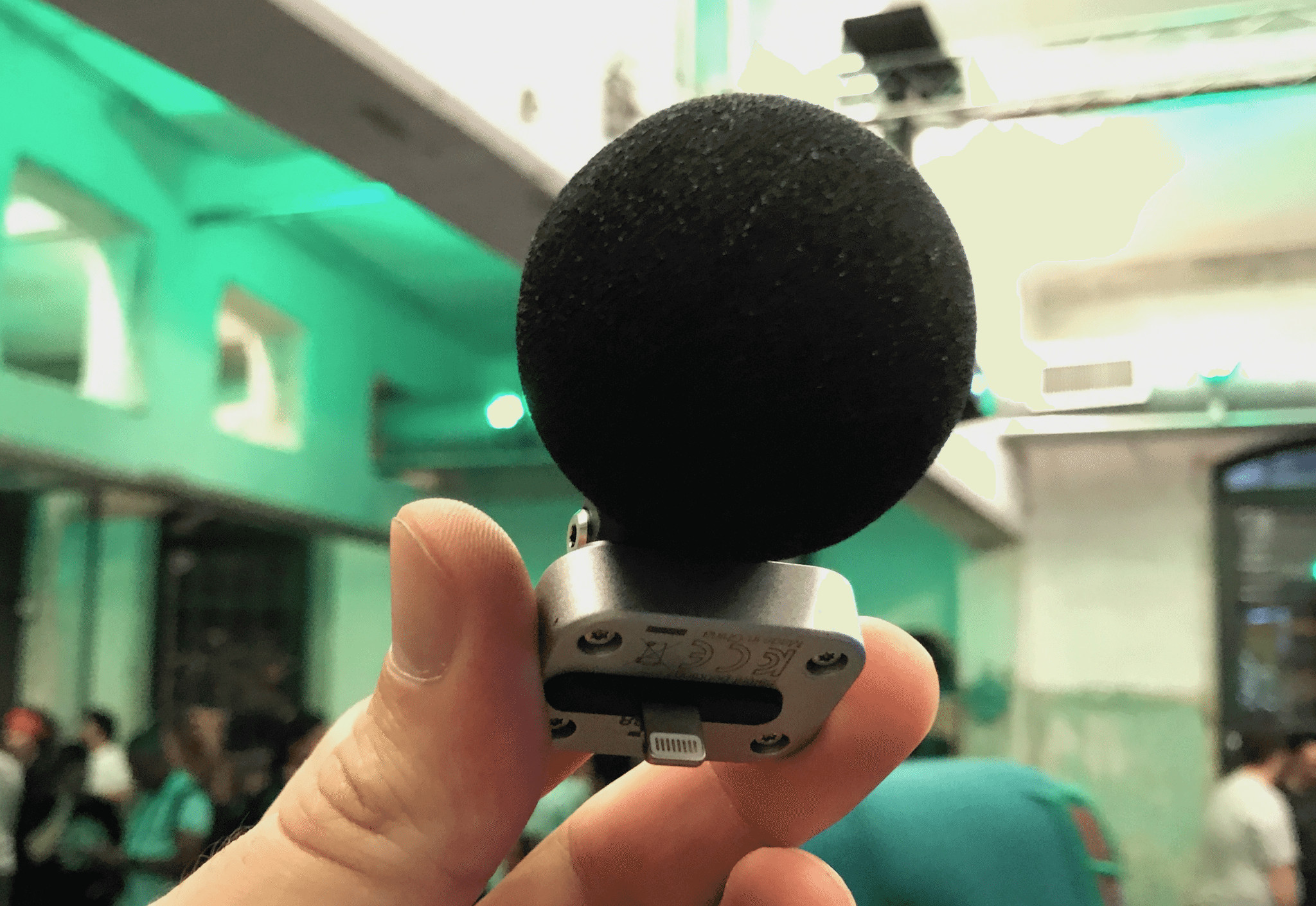 Shure présente une gamme de microphones motiv pour les influenceurs numériques Shure présente une gamme de microphones motiv pour les influenceurs numériques
