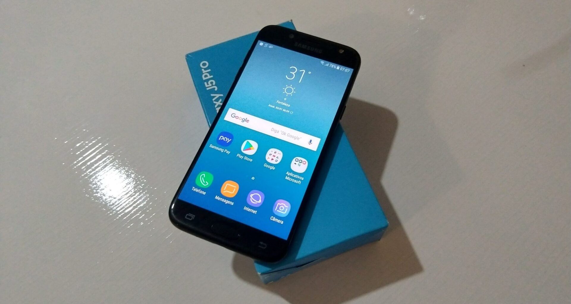 Review Samsung Galaxy J5 Pro