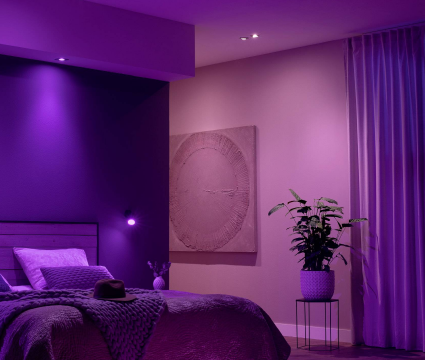 Review: lâmpada dicroica inteligente philips hue gu10 Review: lâmpada dicroica inteligente philips hue gu10. A lâmpada dicroica inteligente philips hue gu10 é compacta e perfeita para criar ambientes diversos ou exaltar pontos da sua casa
